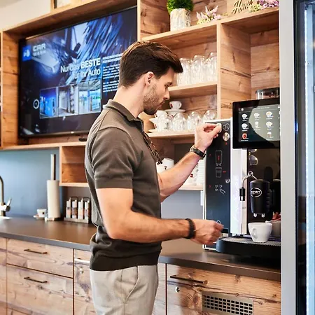 Huemer-park Voecklatal Szálloda Zipf