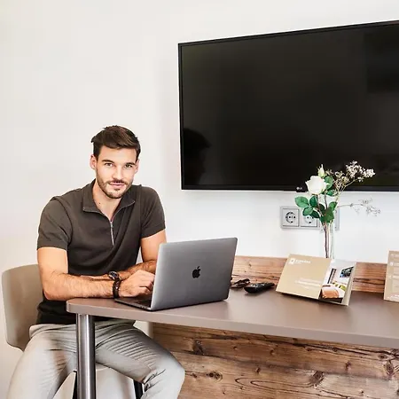 Huemer-park Voecklatal Zipf