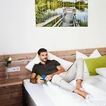 Hotel Huemer-park Voecklatal Zipf
