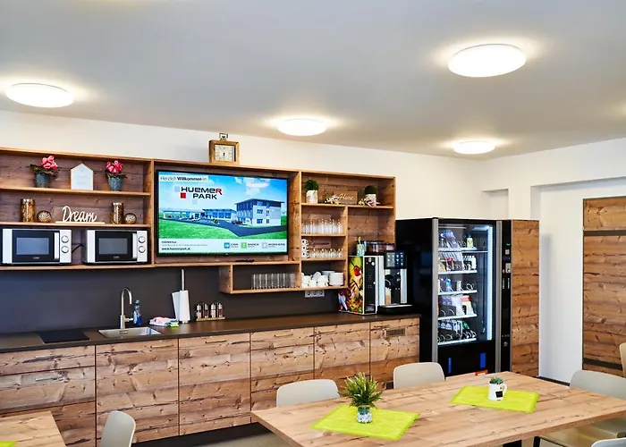 Hotel Huemer-park Voecklatal 3*