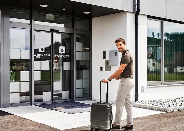 Huemer-park Voecklatal Hotel