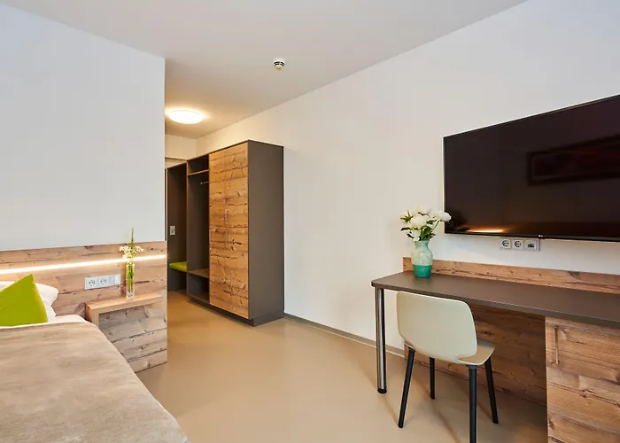 Hotel Huemer-park Voecklatal 3*